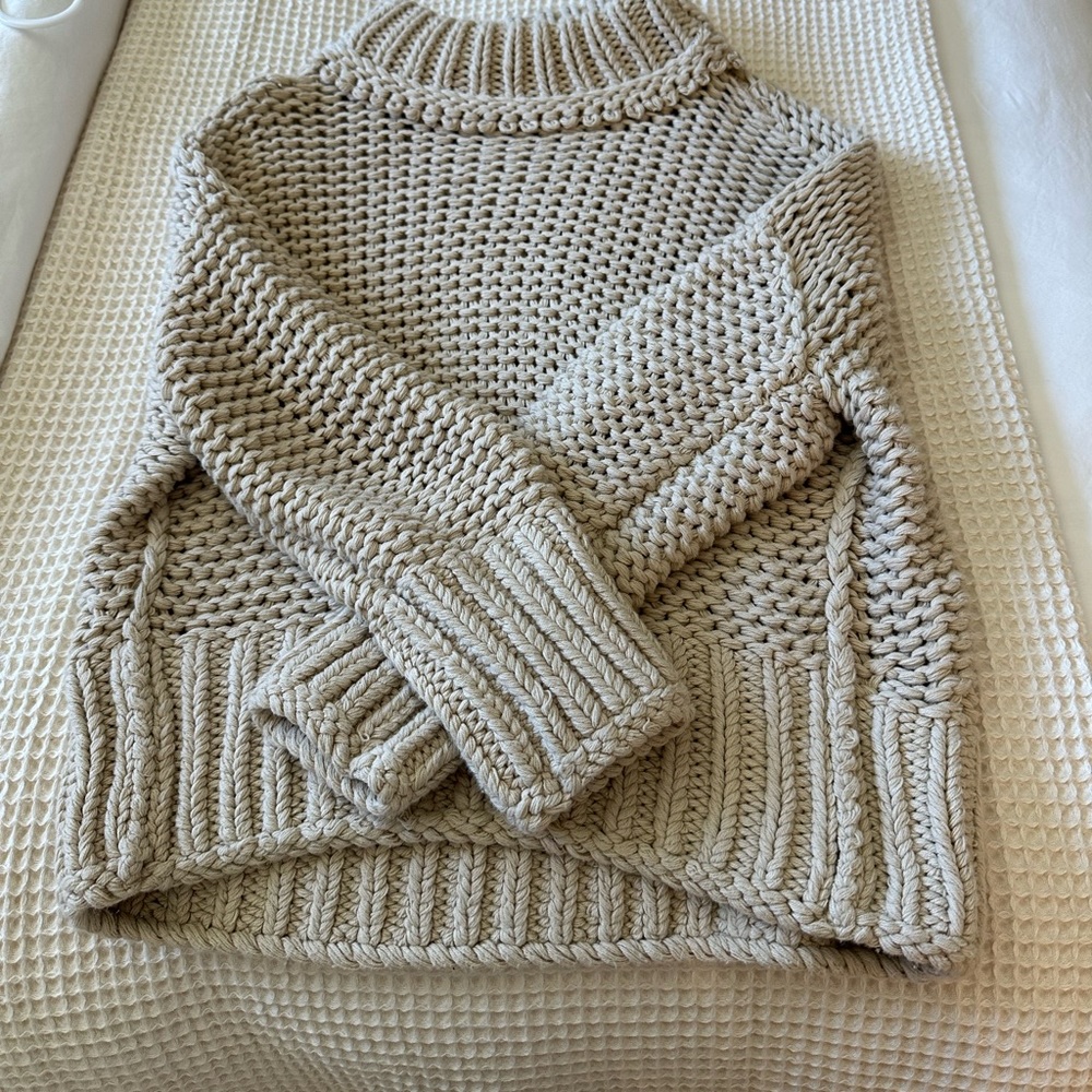Free people sweater